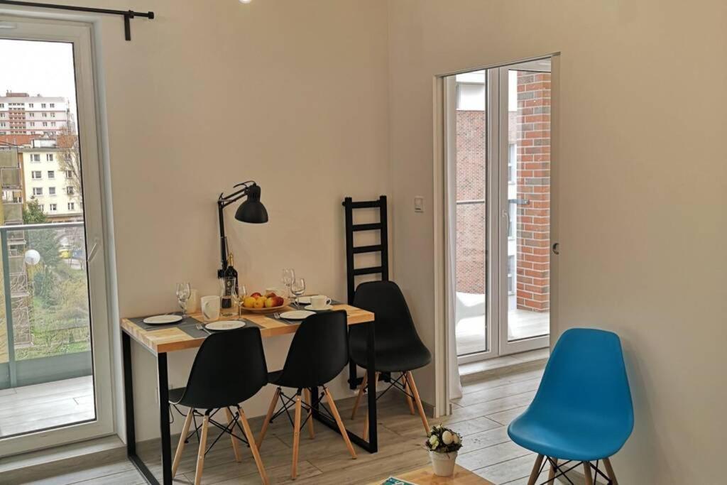 The Blue Apartment Гданск Екстериор снимка